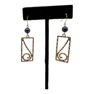 Earring with Faux Pearl